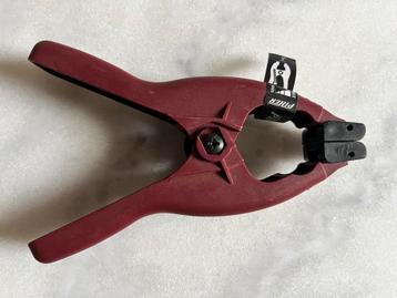 Piher Lijmklem 30911 - nieuw beschikbaar voor biedingen