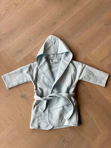 Cotton baby badjas beschikbaar voor biedingen