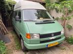 Leuke VW T4 camper te koop!, Caravans en Kamperen, Campers, Buscamper of Camperbus, Koelkast, Volkswagen, Luifel