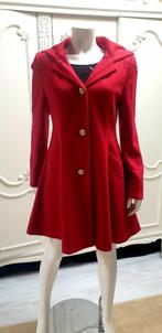 Vintage klassieke rode wollen prinsessen jas met kapje, Kleding | Dames, Jassen | Winter, Maat 38/40 (M), Verzenden, Zo goed als nieuw