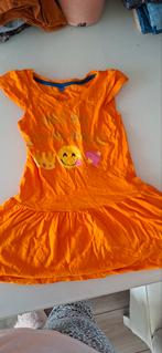Oranje T-shirt met print - Zo goed als nieuw, Kinderen en Baby's, Kinderkleding | Maat 110, Meisje, Name it, Ophalen of Verzenden