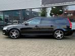 Volvo V70 2.0 T4 Inscription Edition LEER/TREKHAAK/BLIS/APK, Voorwielaandrijving, 1556 kg, Gebruikt, Euro 6