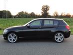 BMW 1-serie 118i Executive AUT Full LED / ECC / CAMERA / PDC, 65 €/maand, Zwart, Bedrijf, 650 kg