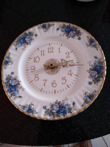 Royal Albert Moonlight Rose Klok - Puntgaaf! beschikbaar voor biedingen