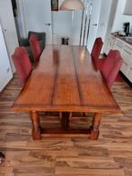 Prachtige grote klassieke notenhouten eettafel met 4 stoelen, Huis en Inrichting, Complete eetkamers, Ophalen, Zo goed als nieuw