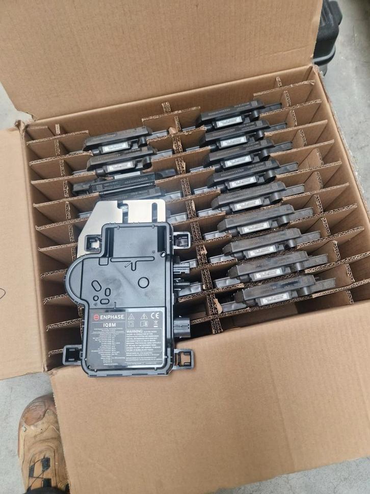 Enphase IQ8M Micro-omvormers - Nieuw in doos!, Doe-het-zelf en Verbouw, Elektra en Kabels, Nieuw, Ophalen of Verzenden