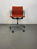 6 Vitra Eames Ea117 bureaustoelen Rusty Orange Alu, Huis en Inrichting, Bureaustoelen, Zo goed als nieuw, Oranje, Bureaustoel