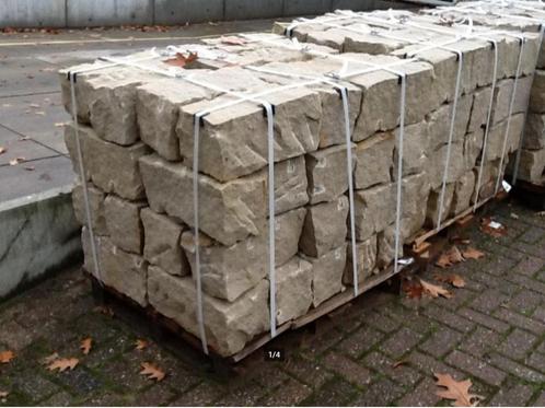 Bouwstenen / Stenen / Op Pallet / Bouw / Renovatie, Antiek en Kunst, Curiosa en Brocante, Ophalen