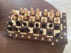 Groot houten schaakspel, Hobby en Vrije tijd, Gezelschapsspellen | Bordspellen, Ophalen of Verzenden