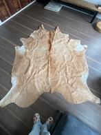 Koeienvel vloerkleed lichtbruin/ beige/ zandkleur 200cm, Huis en Inrichting, Stoffering | Tapijten en Kleden, Beige, Ophalen of Verzenden