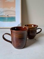 Keramiek van Jan de Graaf, gesigneerd, bruine retro kopjes, Huis en Inrichting, Keuken | Servies, Keramiek, Ophalen of Verzenden
