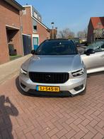 Volvo XC40 T5 247pk AWD Geartronic 2018 Grijs, Auto's, Automaat, 4 cilinders, 1969 cc, USB