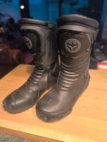 Motorlaarzen Zwart Maat 44 ARMURE TALABOT beschikbaar voor biedingen
