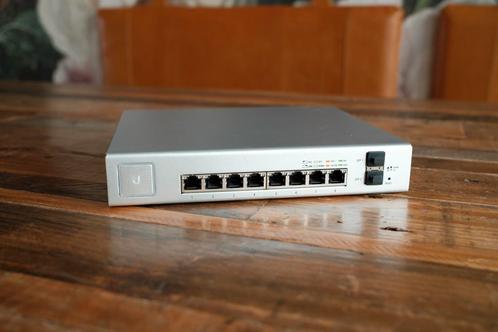 Meerdere Ubiquiti Unifi switch 8 POE 150W, Computers en Software, Netwerk switches, Zo goed als nieuw, Ophalen of Verzenden