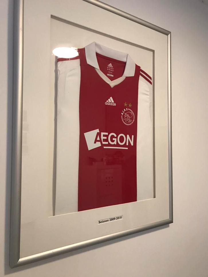 Ajax Adidas Seizoen 2009-2010 ingelijst shirt, Verzamelen, Sportartikelen en Voetbal, Zo goed als nieuw, Shirt, Ajax, Ophalen