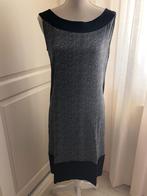Jurk Rozes of Avalon maat 44 Zwart-grijs mouwloos, Ophalen, Maat 42/44 (L), Zo goed als nieuw, Knielengte