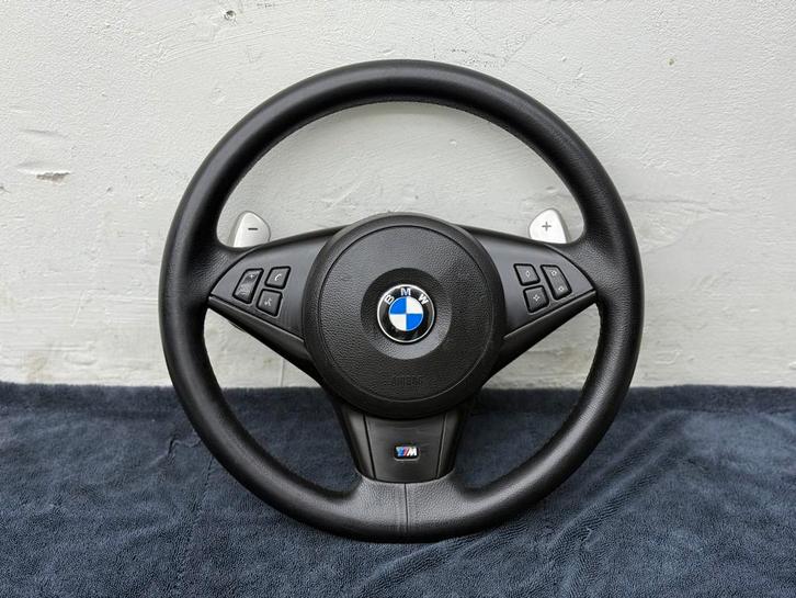 BMW E60 M5 STUUR [Compleet met Airbag met Flipper SET], Auto-onderdelen, Besturing, BMW, Gebruikt, Ophalen of Verzenden
