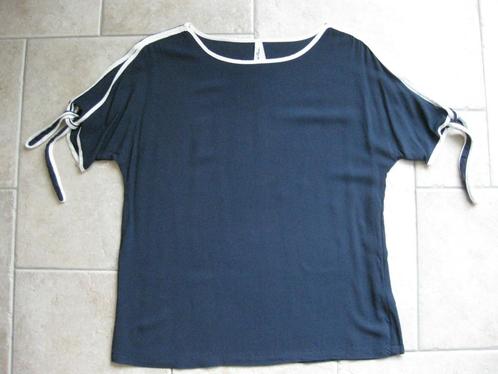 Blouse met korte mouw maat L, Kleding | Dames, Blouses en Tunieken, Zo goed als nieuw, Maat 42/44 (L), Blauw, Ophalen of Verzenden
