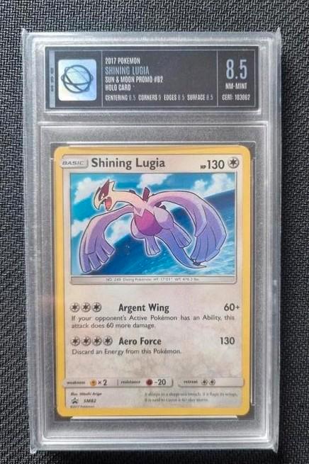 Shining lugia SM82 ugs 8.5, Hobby en Vrije tijd, Verzamelkaartspellen | Pokémon, Zo goed als nieuw, Ophalen of Verzenden