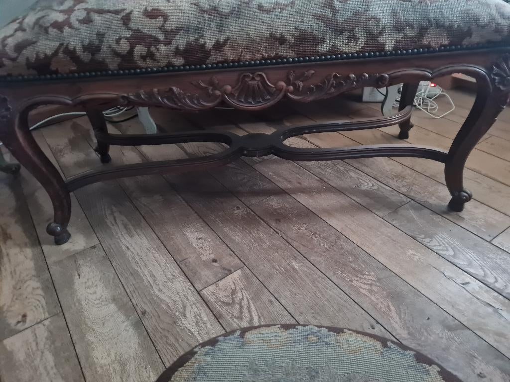 Antieke poef zitbank bedbank, Ophalen