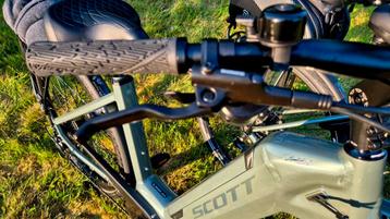 E-bike scott Sub elektrische fietsen 239km+287km‼ als nieuw  beschikbaar voor biedingen