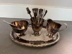 Verzilverde suikerpot, melkkannetje & theelepels, Antiek en Kunst, Ophalen of Verzenden