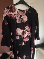 Dorothy Perkins Jurk met Bloemenprint Maat M, Kleding | Dames, Jurken, Maat 38/40 (M), Zwart, Ophalen of Verzenden, Knielengte