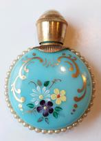 Opaline beschilderd parfumflesje glas parfum Victoriaans, Ophalen of Verzenden, Gebruikt, Parfumfles