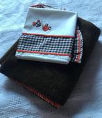 Retro dralon babydeken bruine bloemen 70x100 met laken, Ophalen of Verzenden, Minder dan 70 cm, Deken