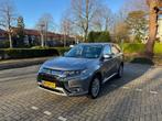 Mitsubishi Outlander PHEV 2.4 240pk 4WD Aut 2019 Trekhaak, Auto's, Automaat, Euro 5, Outlander, Zwart