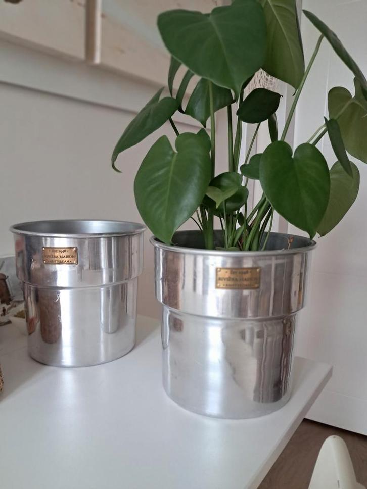 SET 2 STUKS Rivièra Maison Aluminium Bloempotten, Huis en Inrichting, Woonaccessoires | Overige, Gebruikt, Ophalen of Verzenden