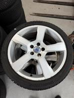 Volvo v70 / s80 cratus 18” met winterbanden 235/40/18, 18 inch, Gebruikt, Banden en Velgen, 235 mm