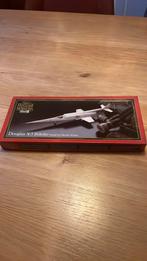 Revell 1:65 the history makers douglas x3 stiletto 8620, Ophalen of Verzenden, Zo goed als nieuw, 1:50 tot 1:144