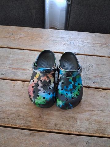 Orginele crocs verschillende soorten beschikbaar voor biedingen