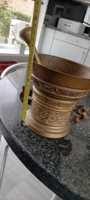 koperen vijzel 2x met stamper beschikbaar voor biedingen