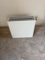 Kleine dubbele radiator 50 x 50 cm, 30 tot 80 cm, Radiator, Ophalen of Verzenden, Zo goed als nieuw