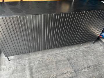 WOOOD Grand Gravure dressoir grenen zwart beschikbaar voor biedingen