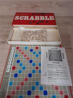 scrabble houten letters rode doos [s1243], Hobby en Vrije tijd, Gezelschapsspellen | Bordspellen, Ophalen of Verzenden, Zo goed als nieuw