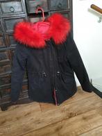 Parka winterjas met capuchon /zwart/rood., Gedragen, Ophalen of Verzenden