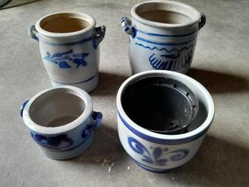 4 antieke aardewerk pot , afmetingen zie omschrijving beschikbaar voor biedingen