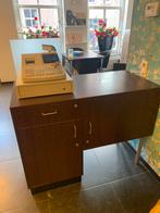 Gehele inboedel van de kapsalon.