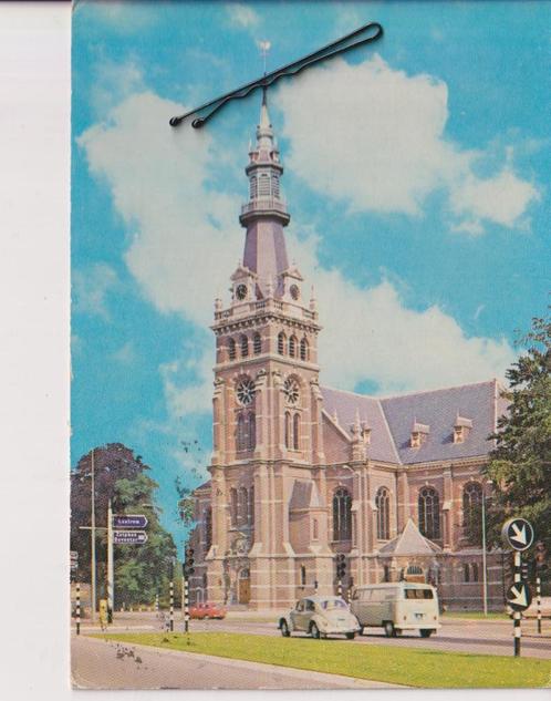 Apeldoorn grote kerk, met auto's Volkswagen bus, VW Kever, Verzamelen, Ansichtkaarten | Nederland, Gelopen, Gelderland, 1960 tot 1980