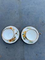 Elizabethan kop en schotel, apricot silk en golden rapture, Antiek en Kunst, Antiek | Servies los, Ophalen of Verzenden