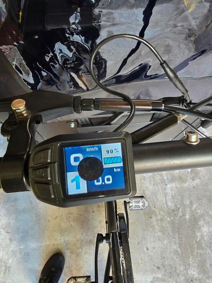 Troy Elektrische Bakfiets Driewieler - Mat Zwart, Fietsen en Brommers, Fietsen | Bakfietsen, Gebruikt, Overige merken, 4 kinderen of meer