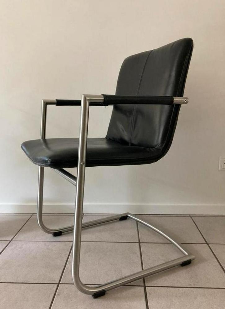 Lederen eetkamerstoelen - 6 stuks, Huis en Inrichting, Stoelen, Zo goed als nieuw, Vijf, Zes of meer stoelen, Leer, Metaal, Zwart