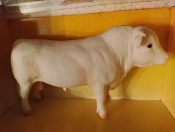 Breyer 360 Charolais Bull stier 1:9 beschikbaar voor biedingen