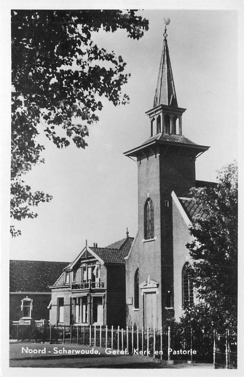 (304-244-023) Noord-Scharwoude Geref. Kerk en Pastorie, Verzamelen, Ansichtkaarten | Nederland, Noord-Holland, Verzenden