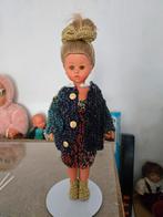 Furga doll 35 cm met standaard, Verzamelen, Verzenden, Zo goed als nieuw, Pop