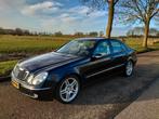 Mercedes E240 2.6 Elegance W211 E-klasse youngtimer, Automaat, Achterwielaandrijving, Zwart, Leder