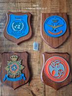 Diverse militaire schildjes te koop, Ophalen of Verzenden